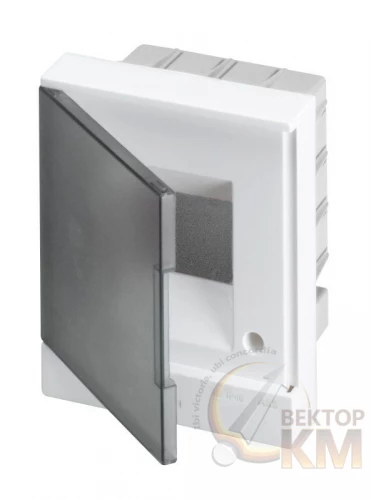 ABB  | Бокс в нишу Basic E 4М сер. прозр. дверь (с клемм)  1SZR004002A1201