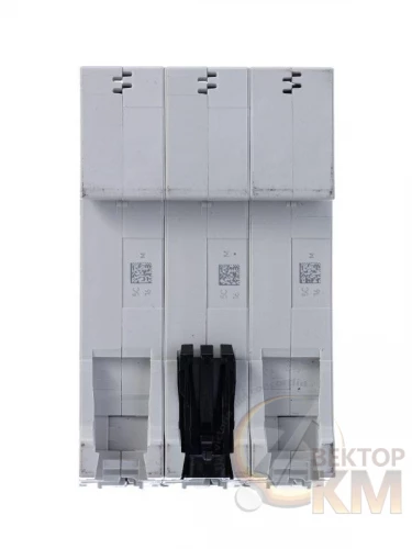 ABB  | Выключатель автоматический модульный 3п Z 4А 6кА S203 Z4  2CDS253001R0338