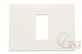Рамка итальянского стандарта 3M 1-мод. базовая Zenit альп.бел. ABB 2CLA247110N1101
