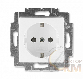 Розетка Levit с заземл. с защ. шторками 16А бел./бел. ABB 2CHH203457A6003